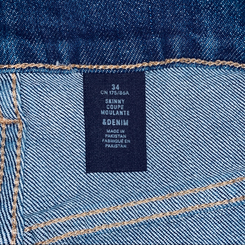 H&M Distressed Jeans - Picture 4 of 6